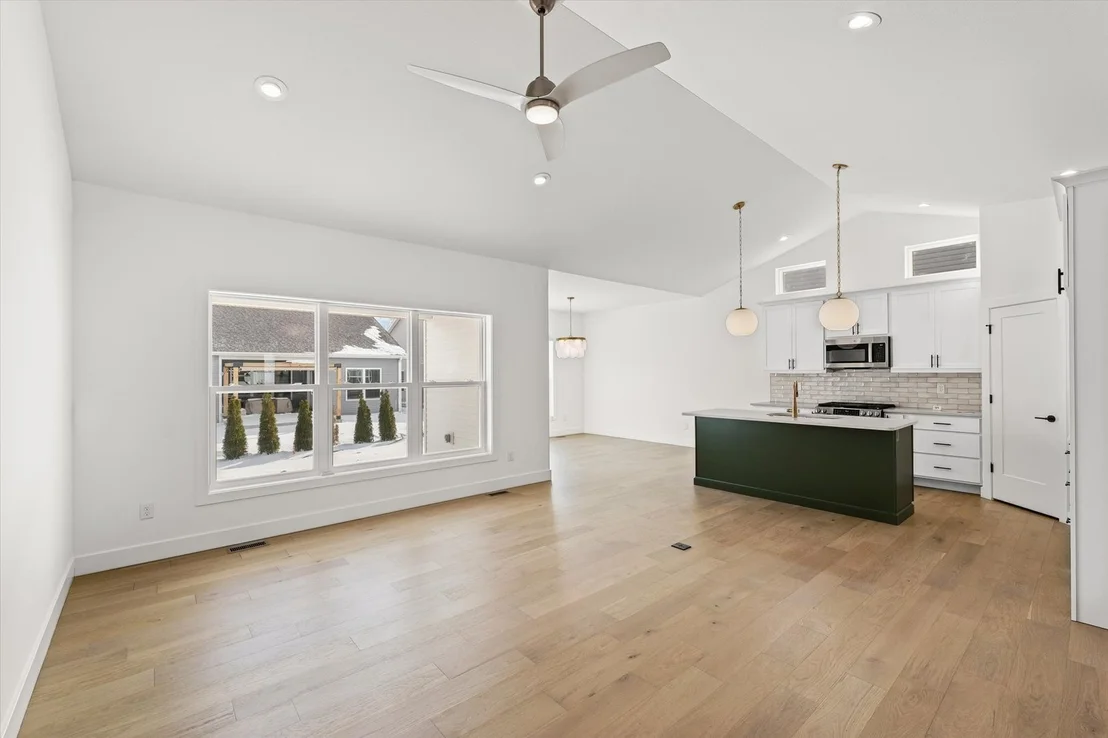 Photo of 3904 Bay Circle