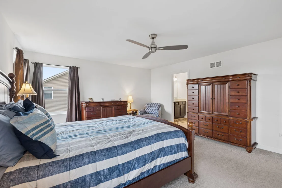 Photo of 903 Foxview Drive