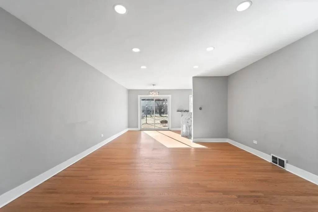 Photo of 2017 E Seneca Lane