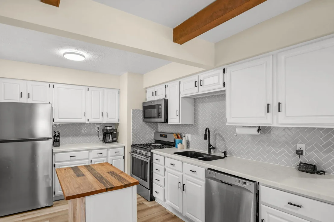 Photo of 1530 Sunrise Drive