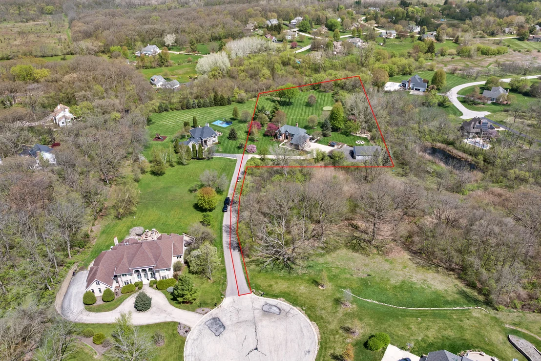 Photo of 3N705 Roberts Road