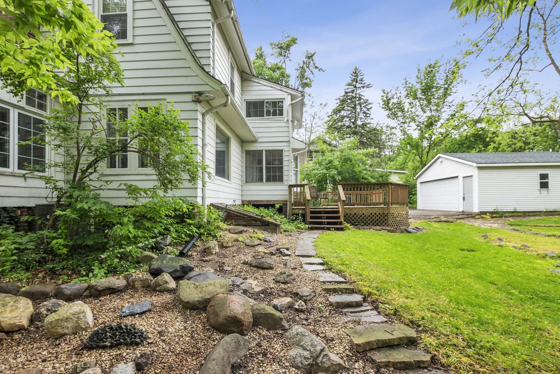 Photo of 2114 Cedar Road