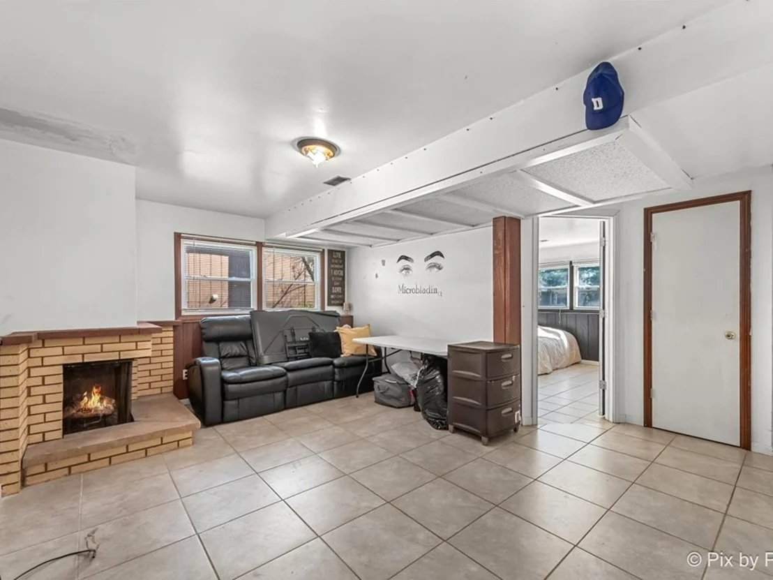 Photo of 1058 Almond Drive