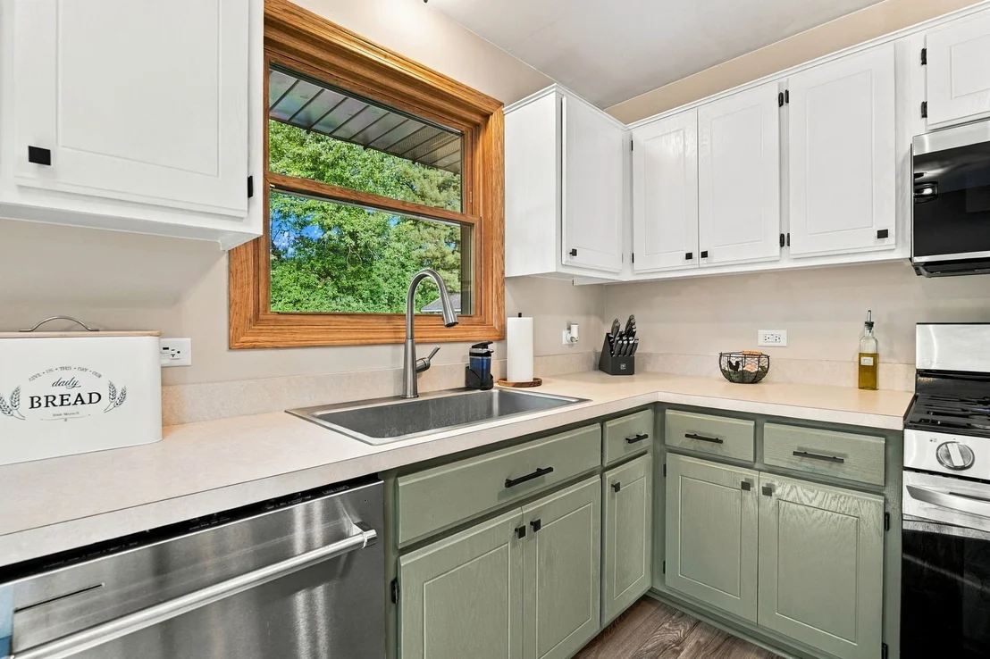 Photo of 815 Pine Needle Lane