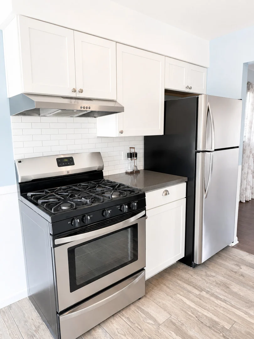 Photo of Unit D at 813 Valley Stream Drive