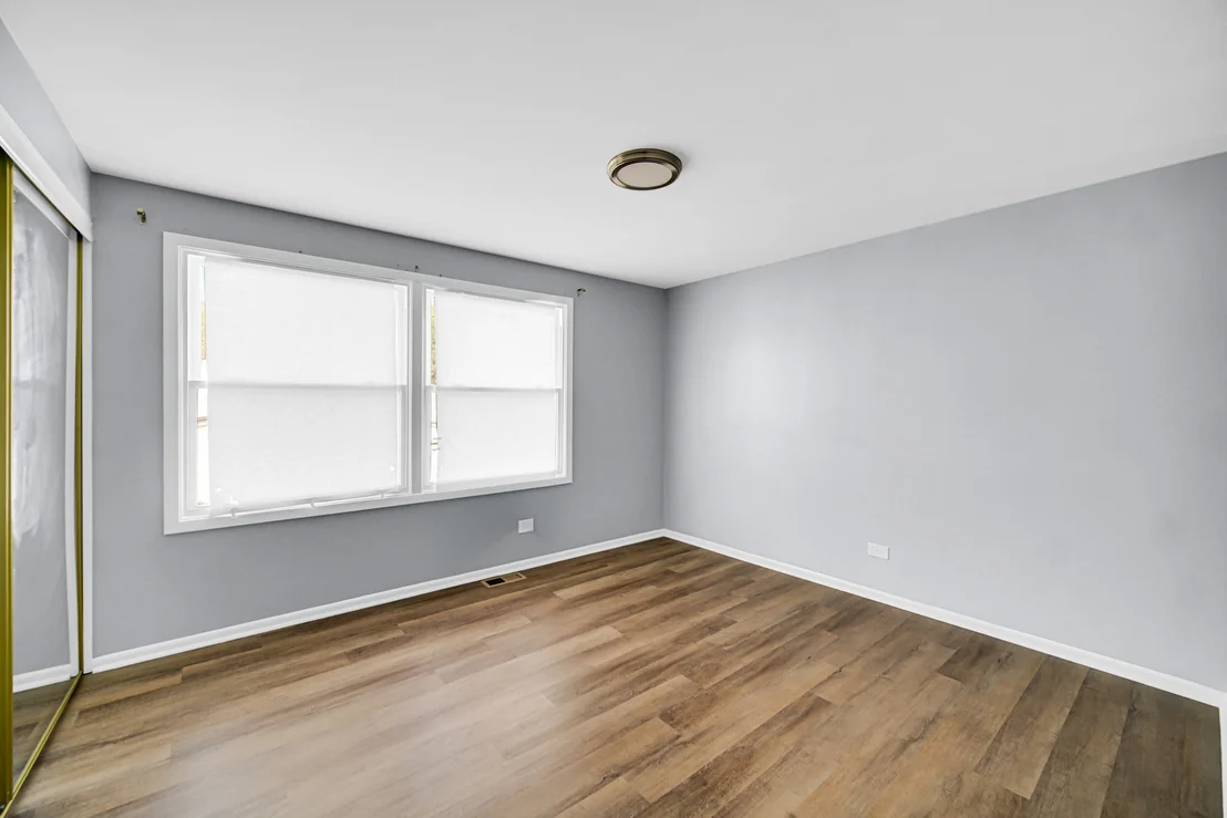 Photo of Unit 0 at 1793 Queensbury Circle