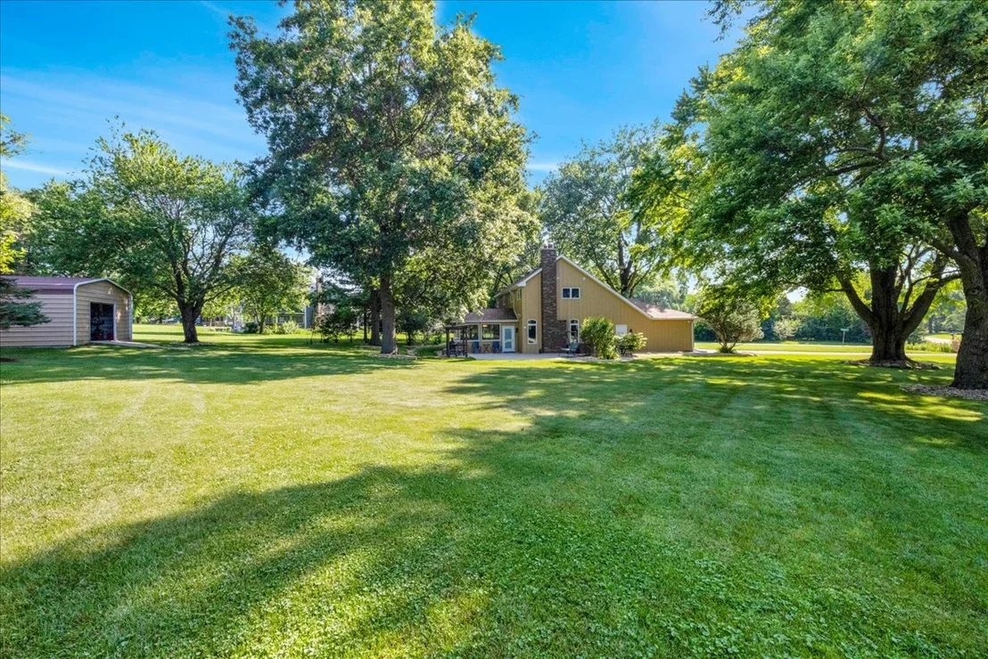 Photo of 41W210 Mare Lane