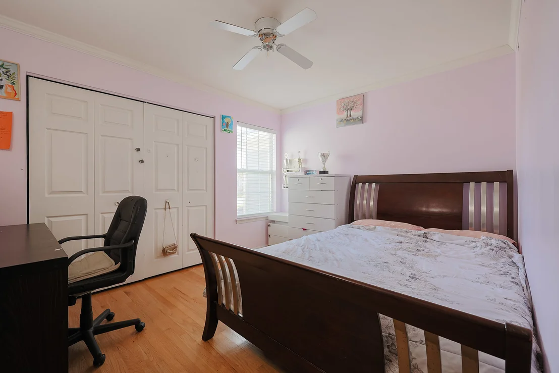 Photo of 270 Manor Drive