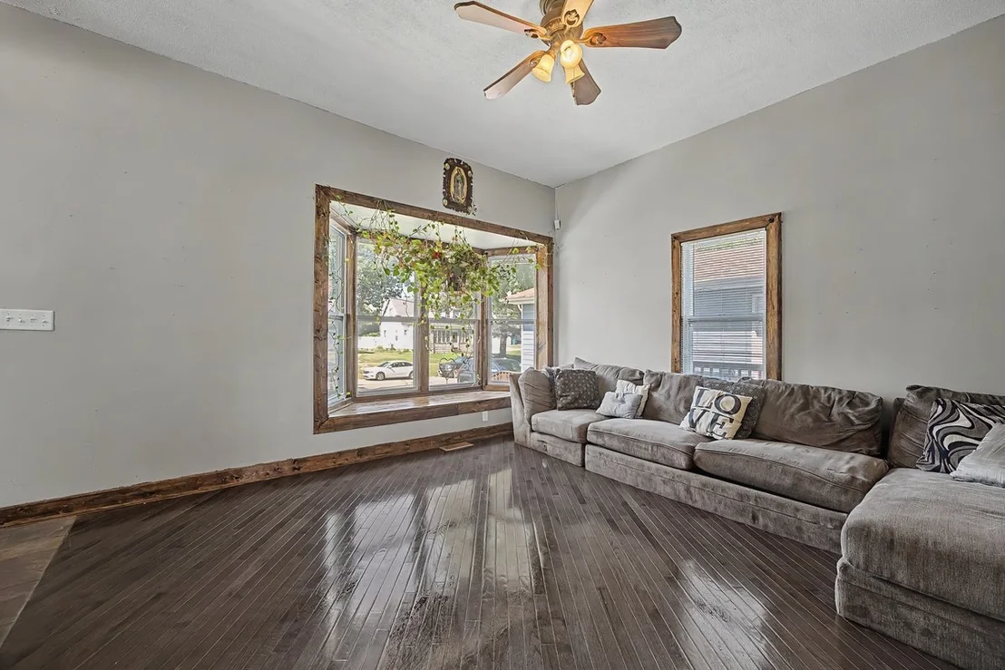 Photo of 111 7th Street