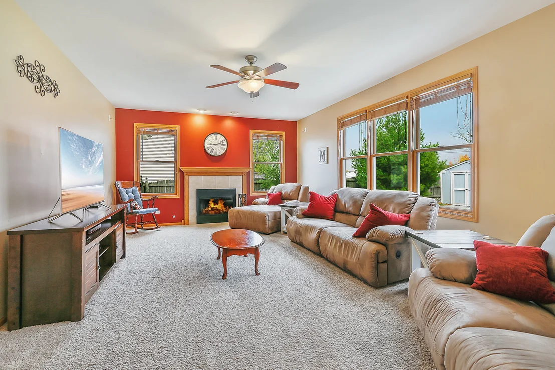 Photo of 15500 Ridgefield Drive