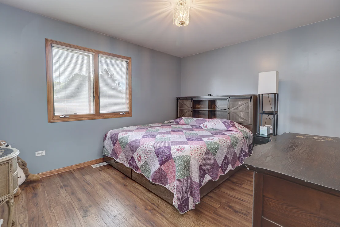 Photo of 24960 Sandra Lane