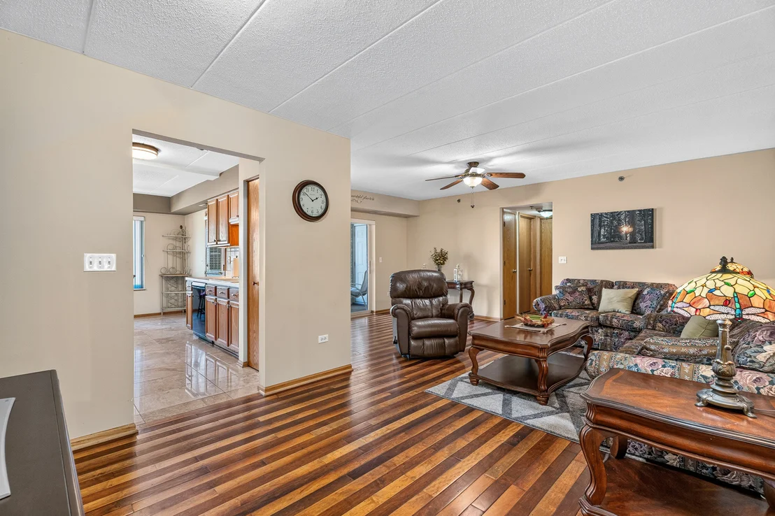 Photo of Unit 2D at 6845 Forestview Drive