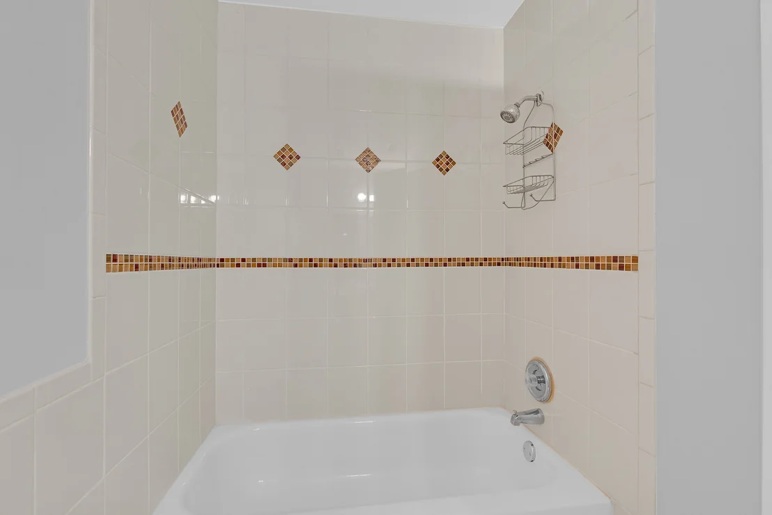 Photo of 112 LILAC Lane