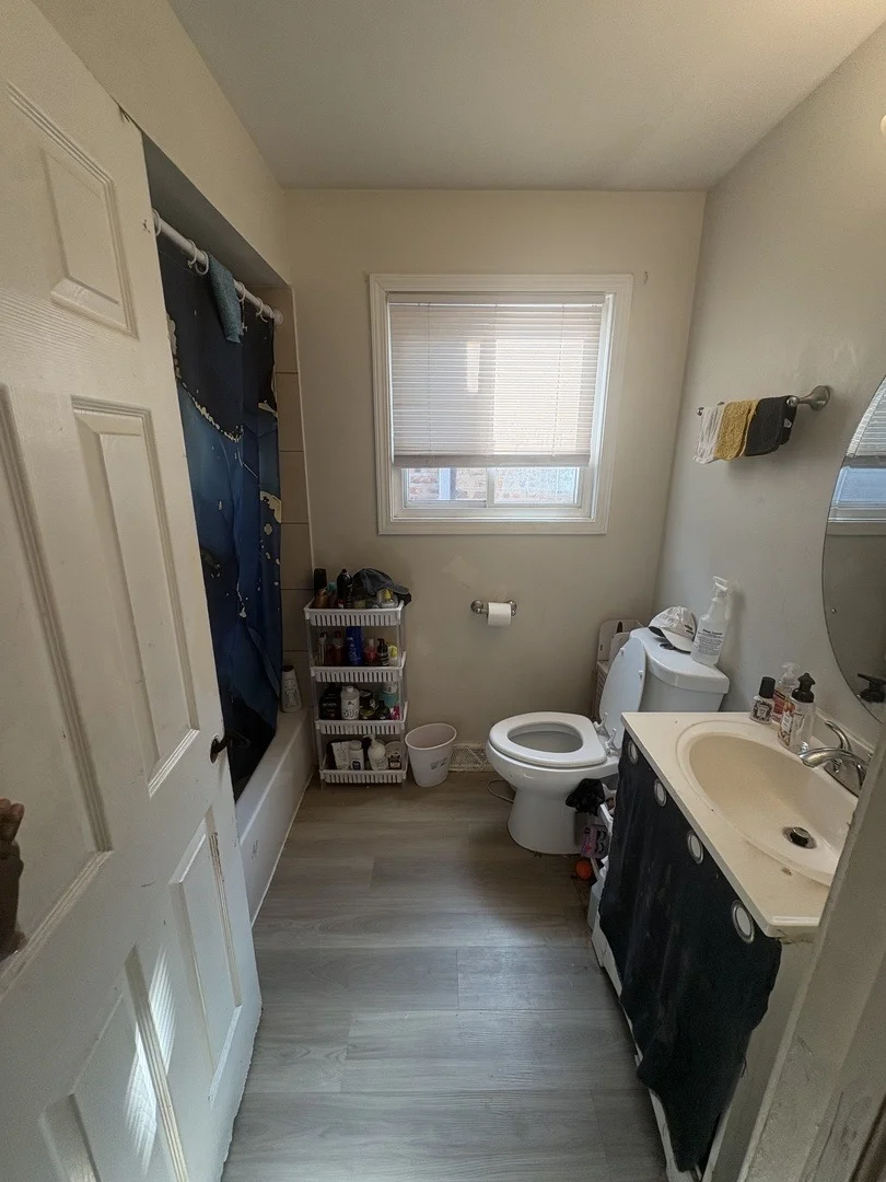 Photo of 1213 W 96th Street