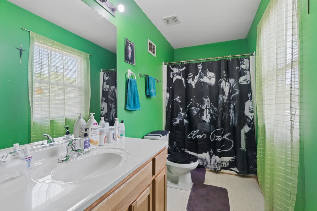 Photo of 1401 Lasser Drive