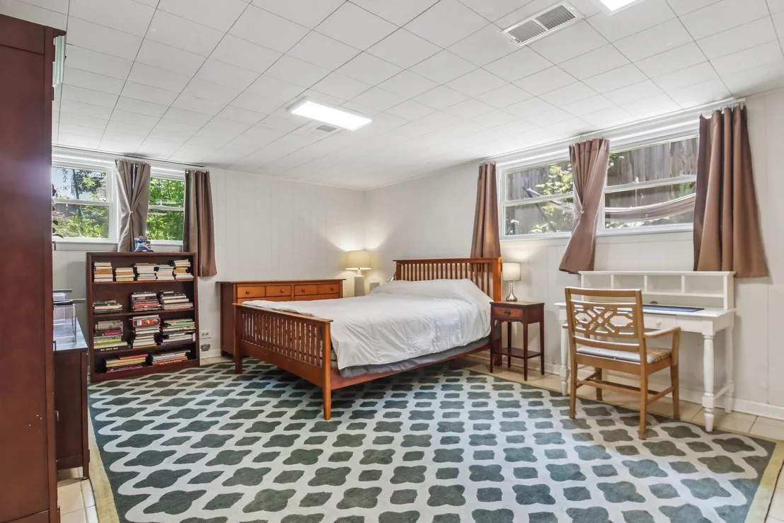 Photo of 205 Glenview Road