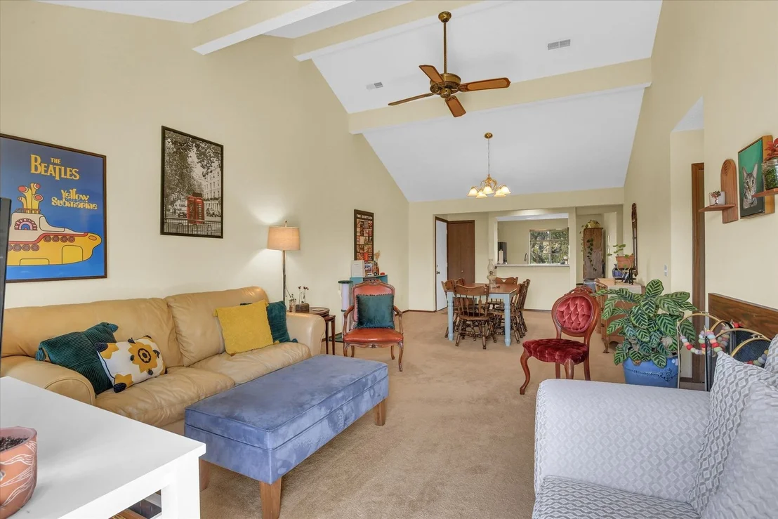 Photo of Unit 2108 at 2108 Sunview Drive