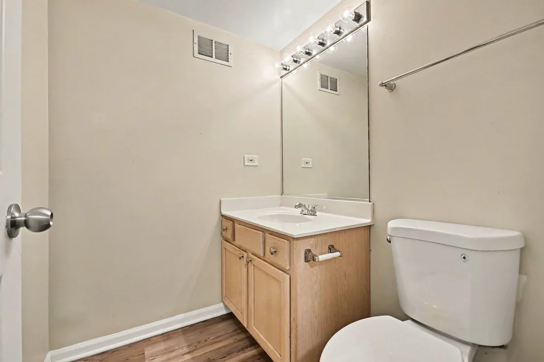Photo of 1033 Symphony Drive