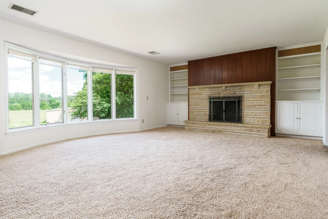 Photo of 7889 Shaw Road