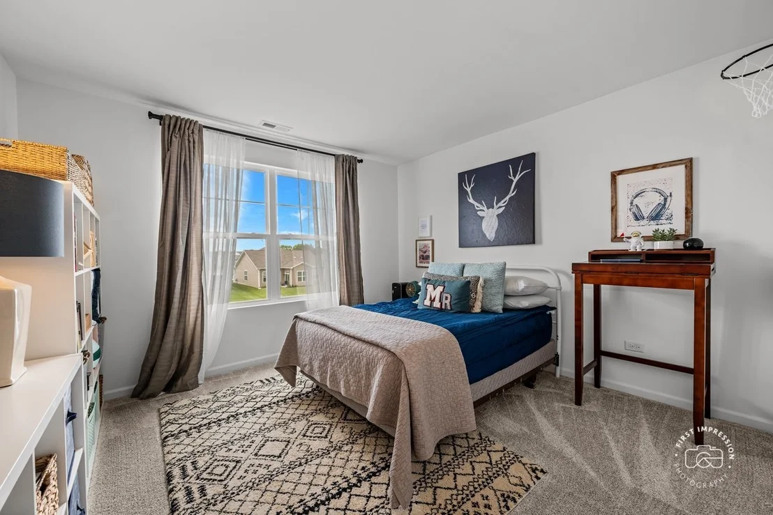 Photo of 115 Piper Glen Avenue
