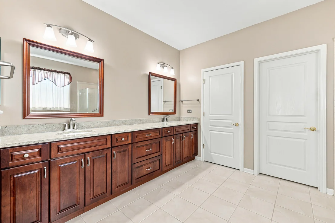 Photo of 13470 Crestview Drive