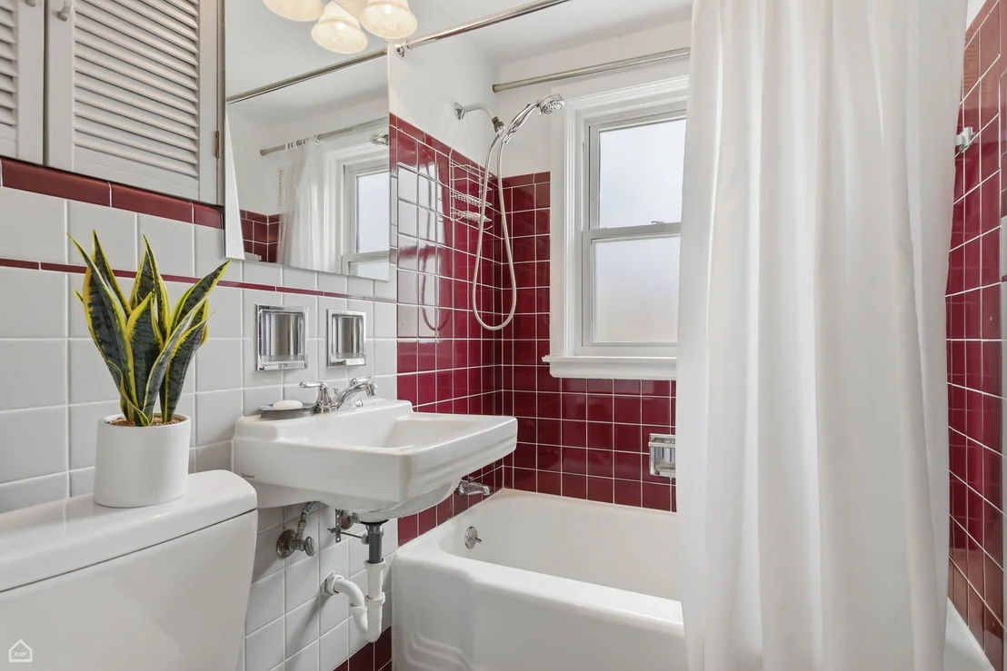 Photo of 414 Barton Avenue