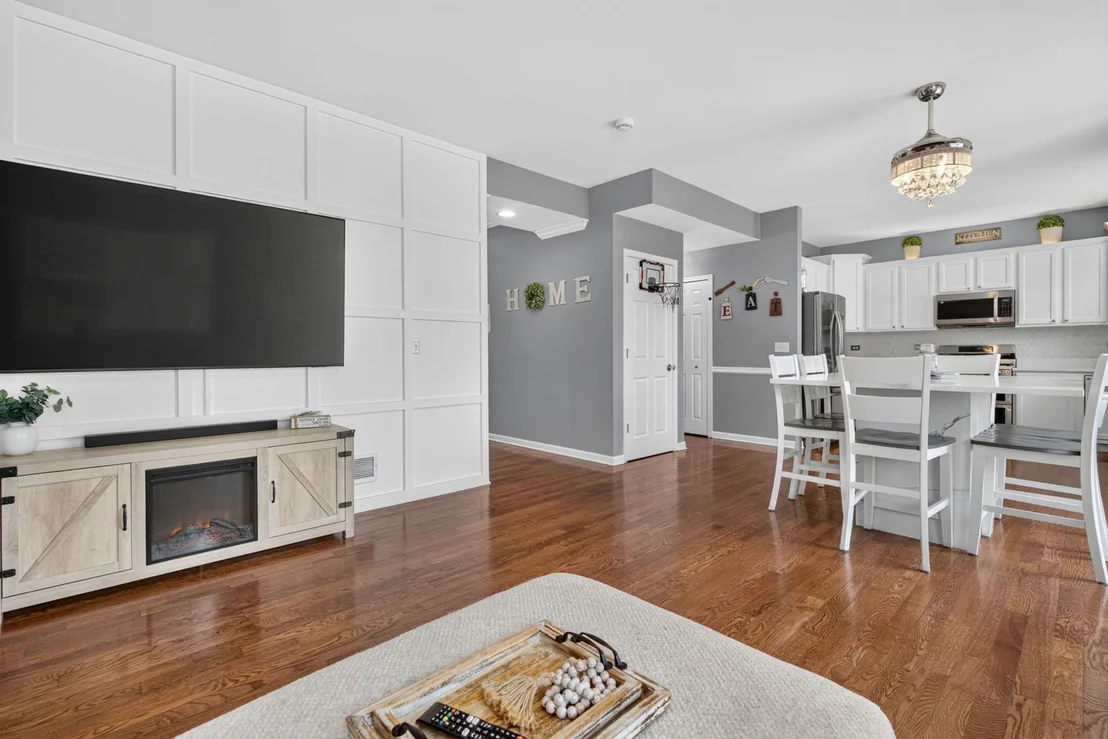 Photo of 25439 Bower Court