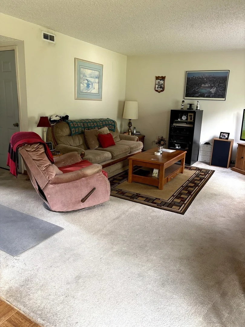 Photo of 4483 Bell Lane