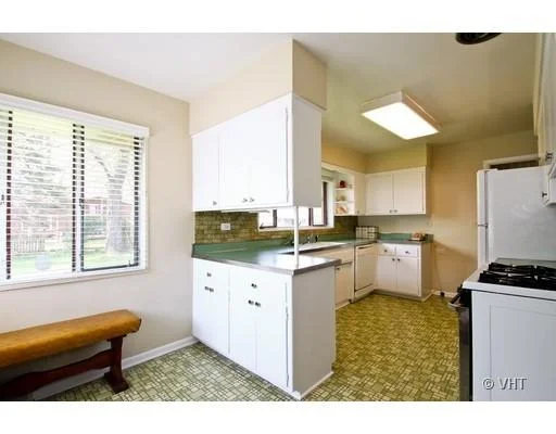 Photo of 632 Forestview Avenue