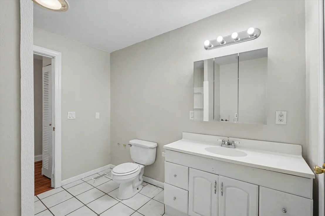 Photo of 3203 W Daniel Street