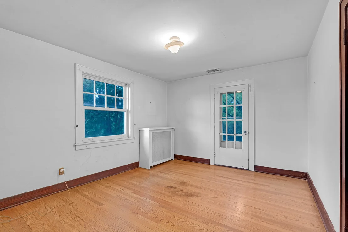 Photo of 1324 Fredrickson Place