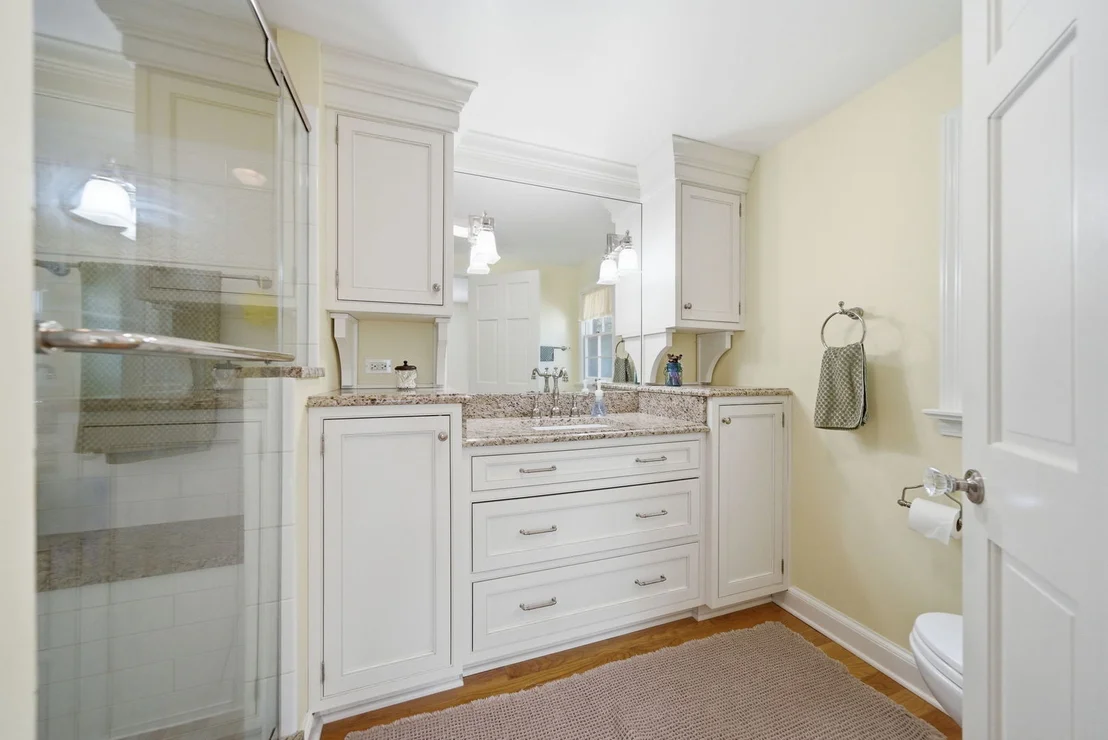 Photo of 415 N Worth Avenue