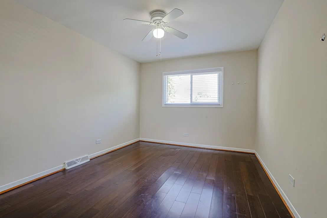 Photo of 9249 BARBERRY Lane