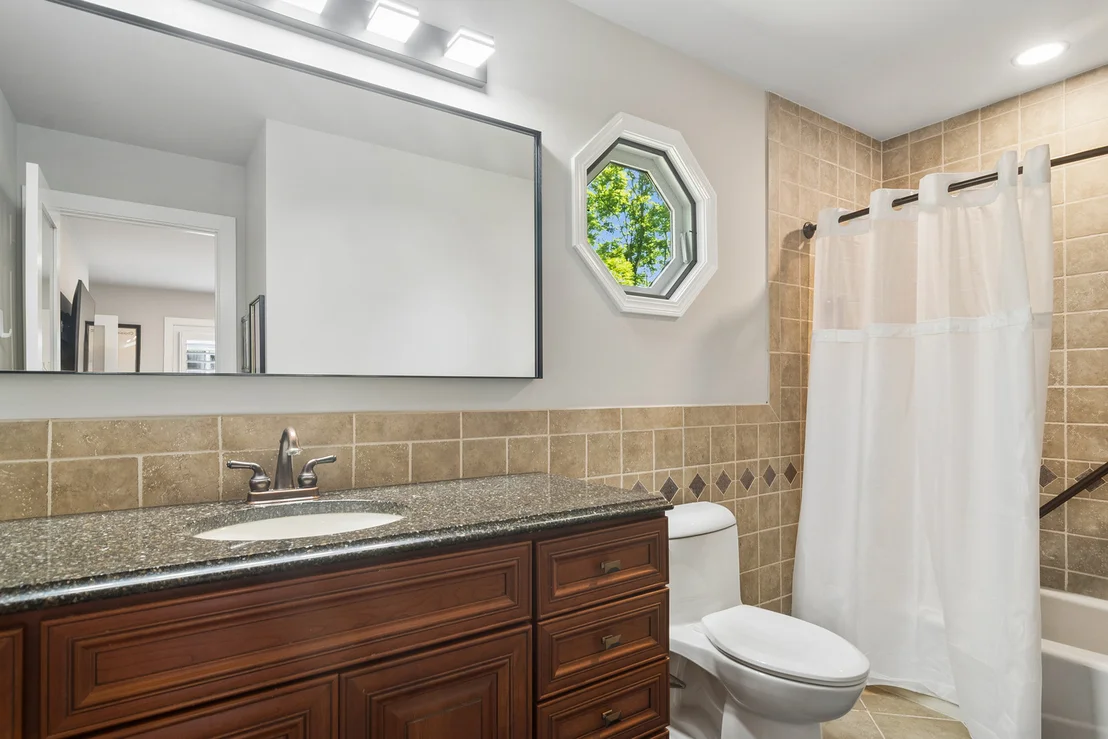 Photo of 4643 Lake Point Circle