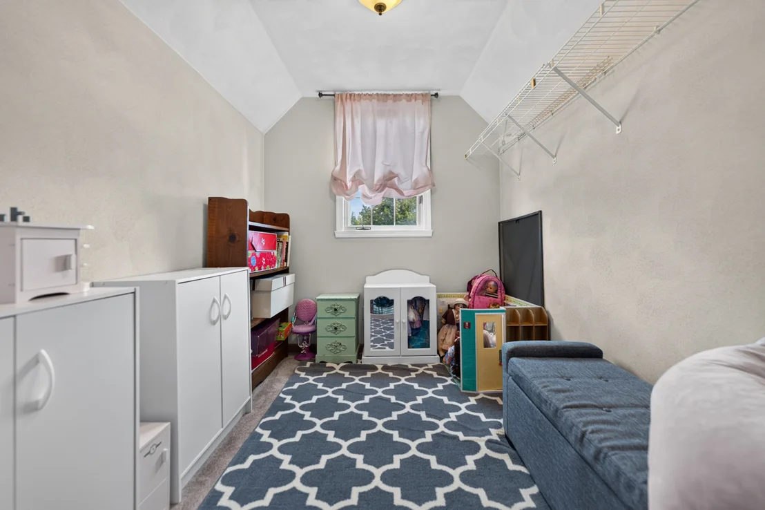 Photo of 9176 Forest Ridge Drive