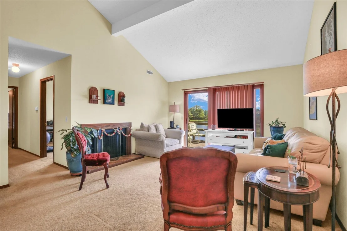 Photo of Unit 2108 at 2108 Sunview Drive