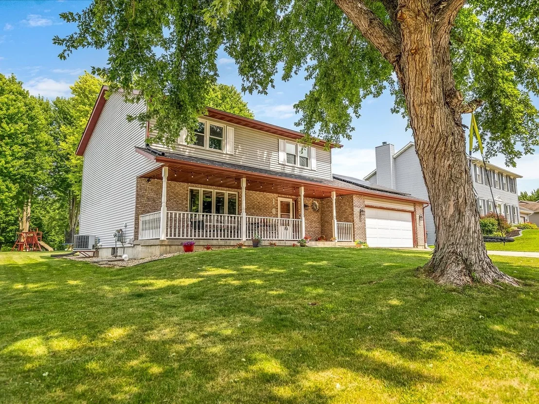 Photo of 1071 Arapaho Drive