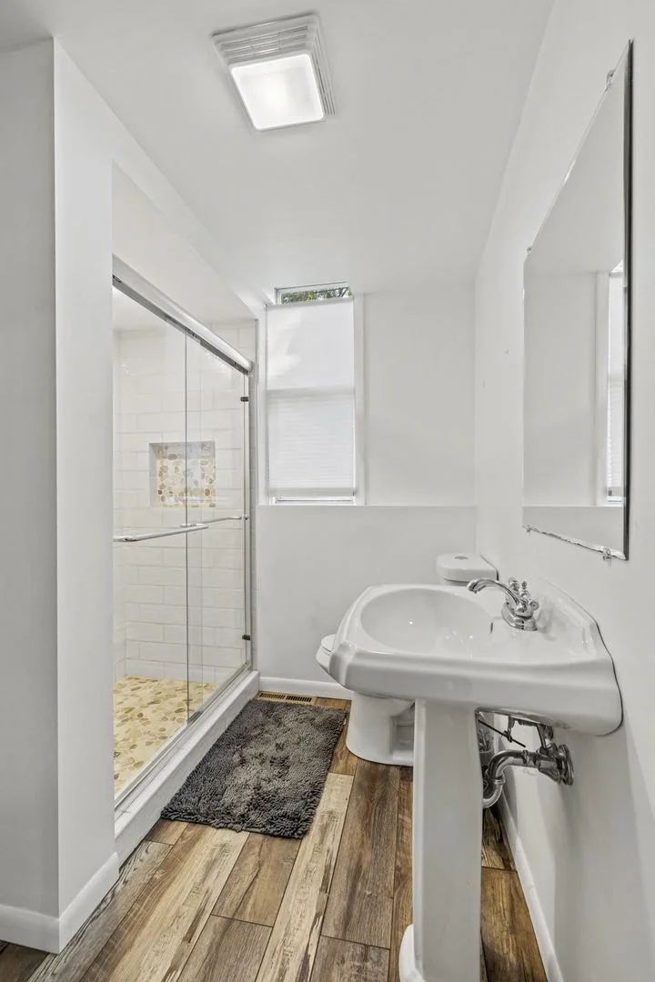 Photo of 620 Crest Street