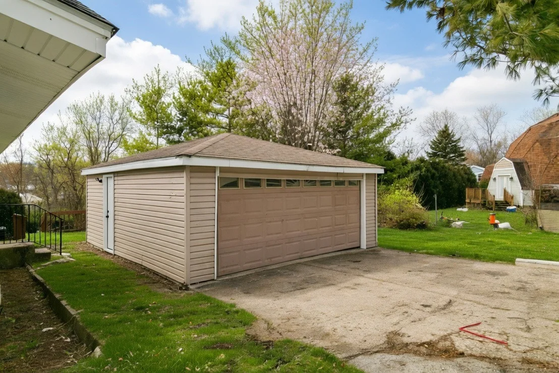 Photo of 6305 Robert Road