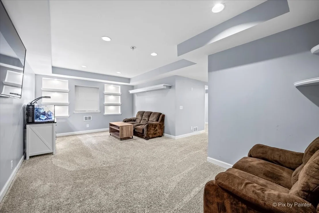 Photo of 810 Woodridge Trail