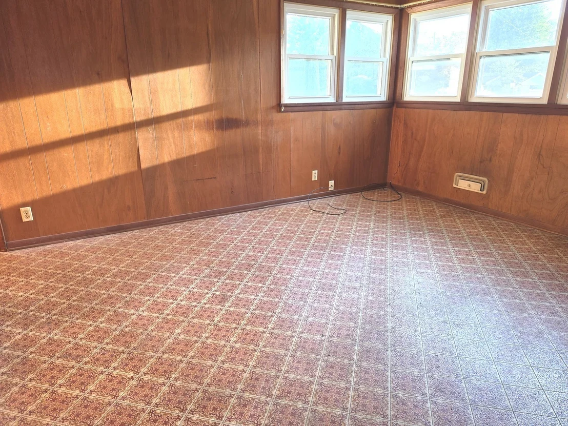 Photo of 906 Snyder Drive