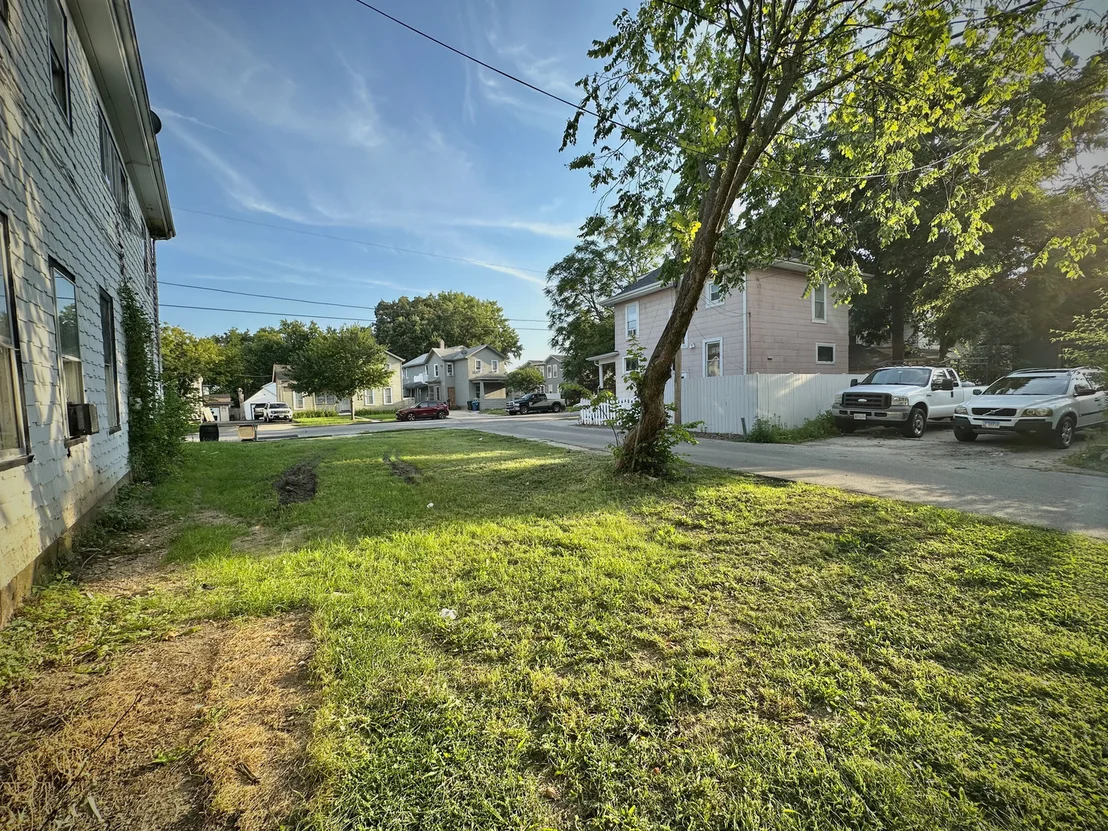 Photo of 422 North Avenue