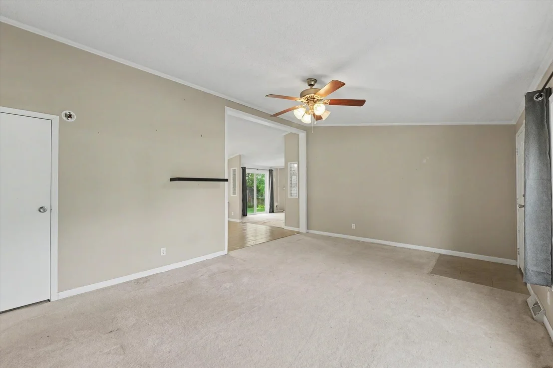 Photo of 14 CHERRY Court