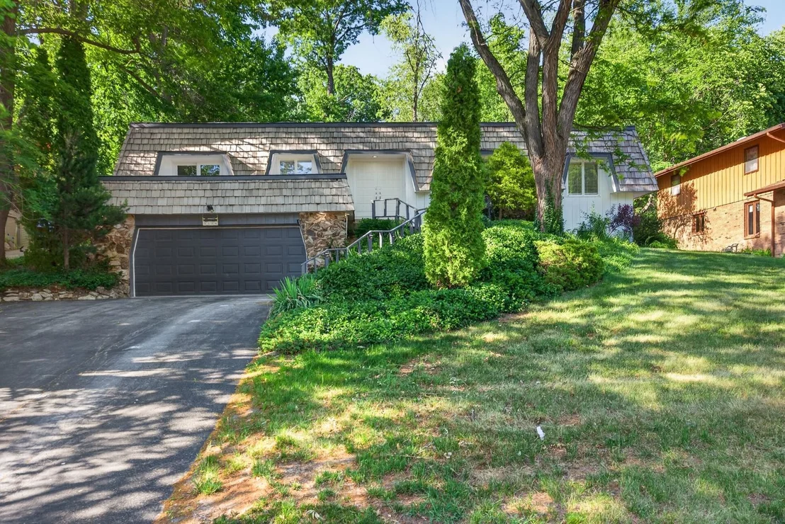 Photo of 5154 CROFTON Drive
