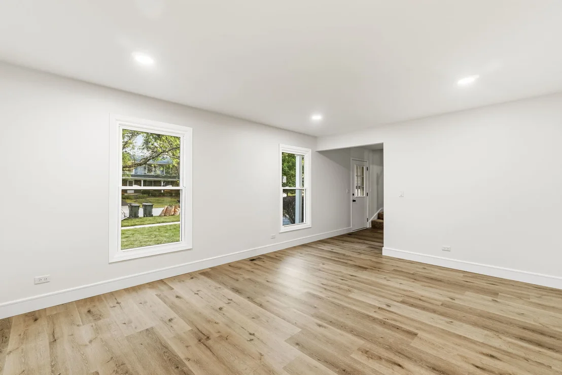Photo of 1080 Dresden Drive
