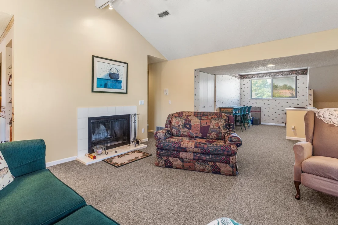 Photo of Unit 2104 at 2104 Harbortown Circle