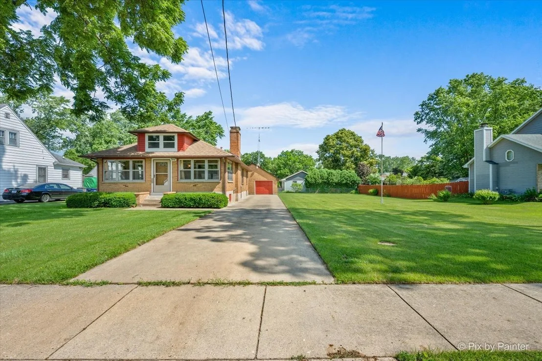 Photo of 746 Parkway Avenue