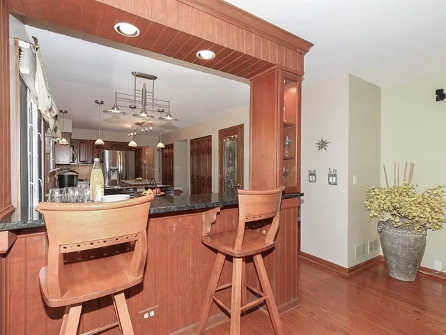 Photo of 614 Applegate Lane