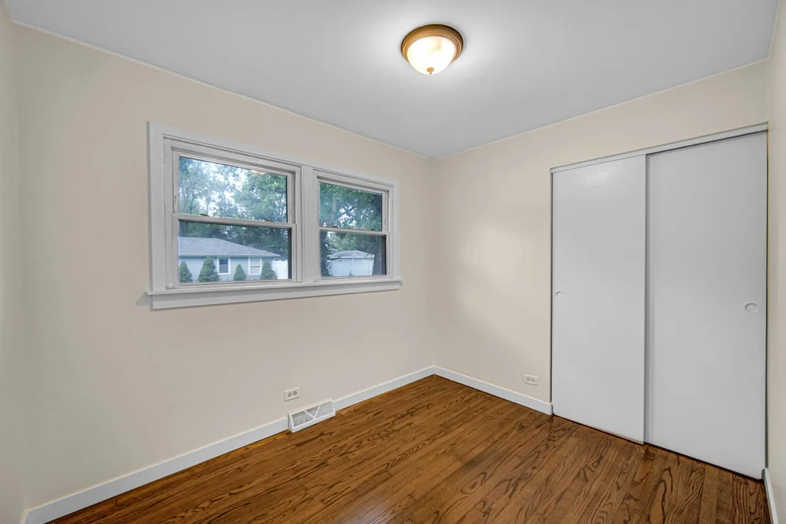 Photo of 16801 Head Avenue