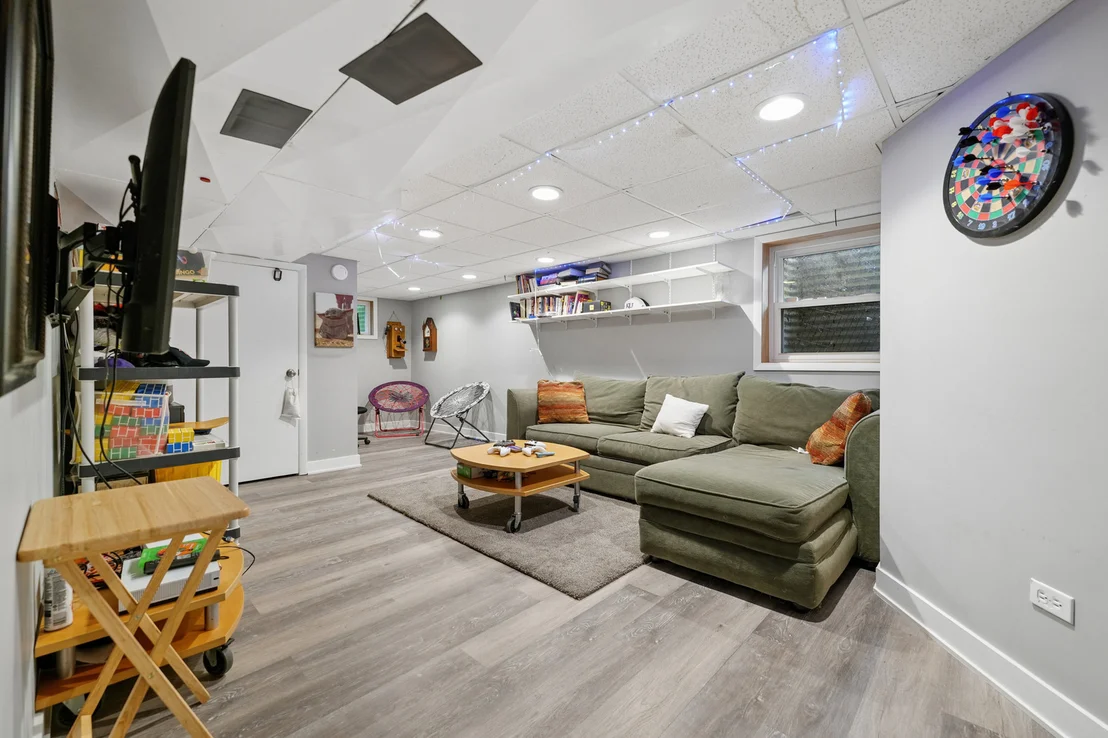 Photo of 1220 Anthony Lane